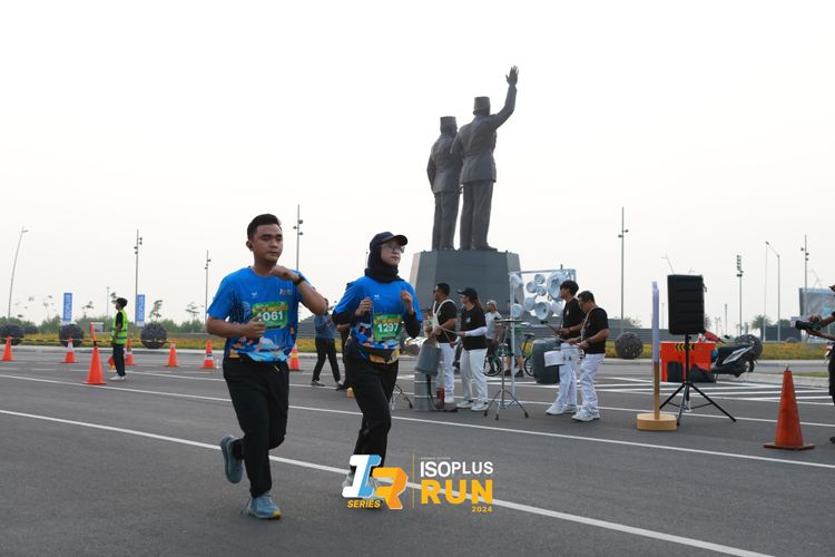 Race photo from ISOPlus Run 2024 Jakarta