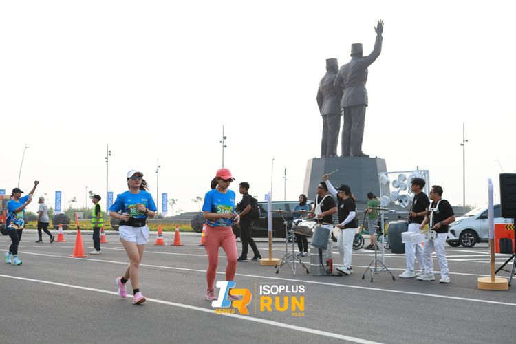 Race photo from ISOPlus Run 2024 Jakarta