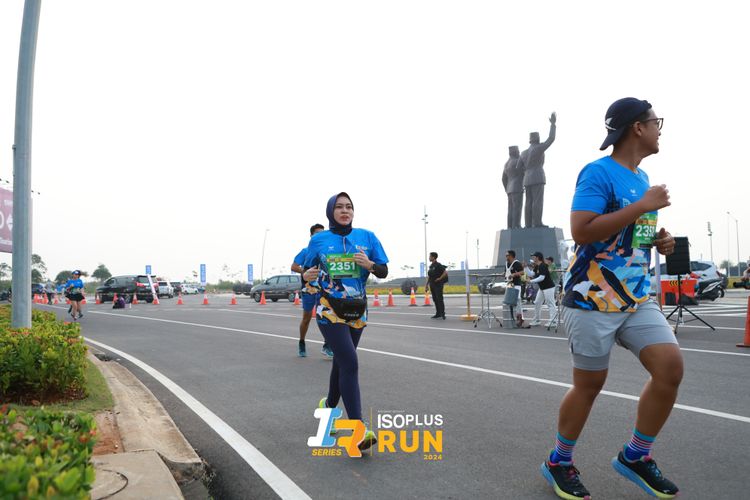 Race photo from ISOPlus Run 2024 Jakarta