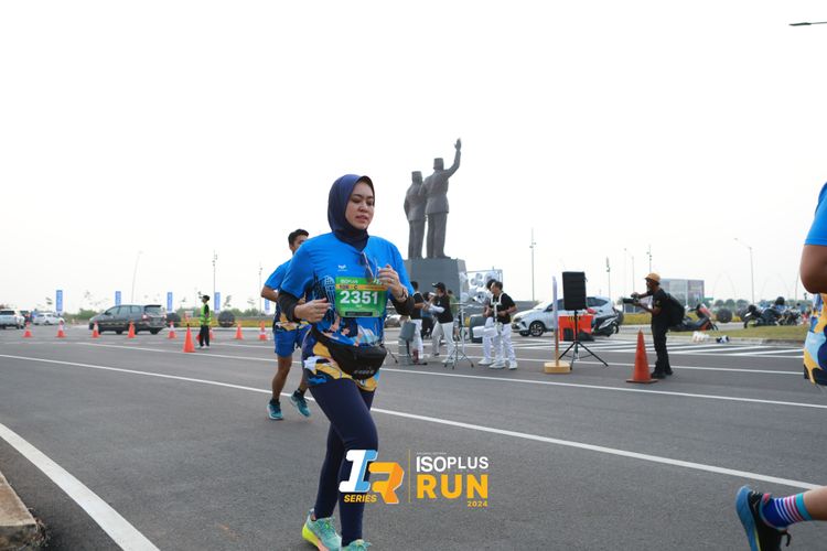 Race photo from ISOPlus Run 2024 Jakarta