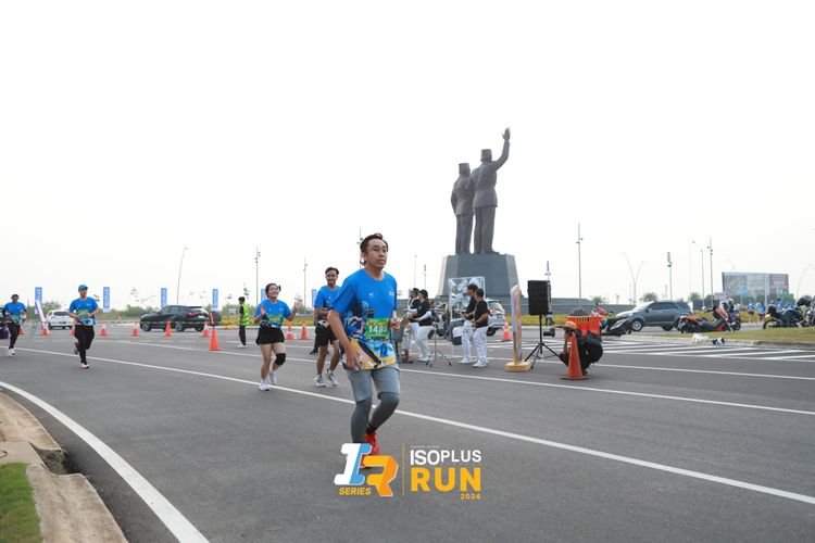 Race photo from ISOPlus Run 2024 Jakarta