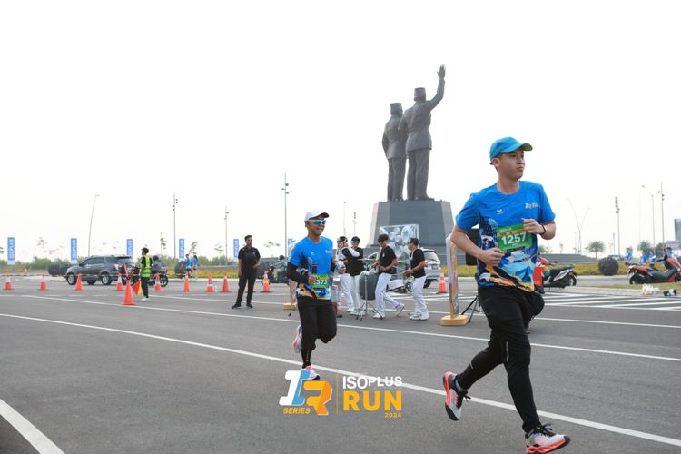 Race photo from ISOPlus Run 2024 Jakarta