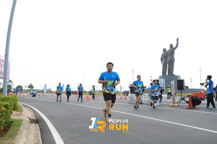 Race photo from ISOPlus Run 2024 Jakarta