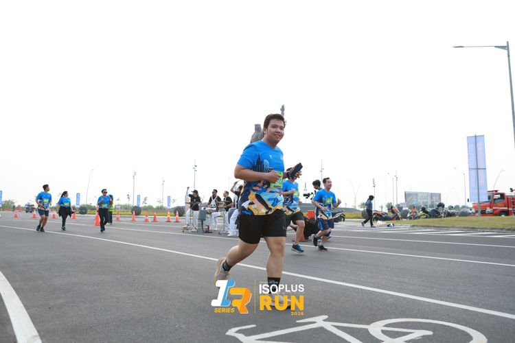Race photo from ISOPlus Run 2024 Jakarta