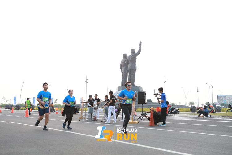 Race photo from ISOPlus Run 2024 Jakarta