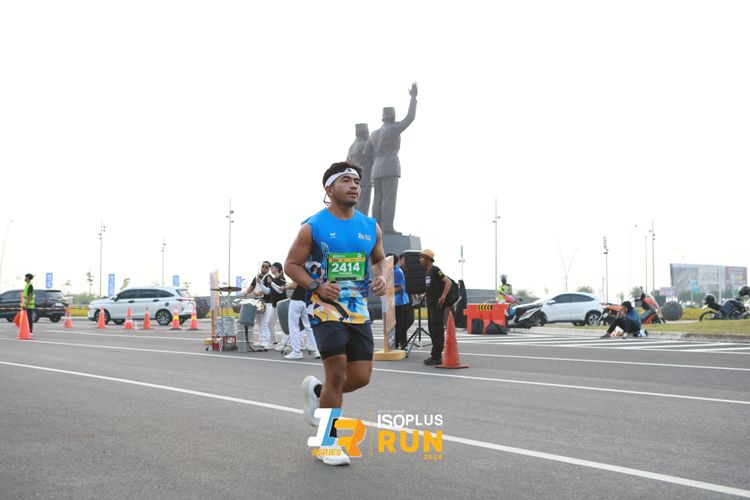 Race photo from ISOPlus Run 2024 Jakarta