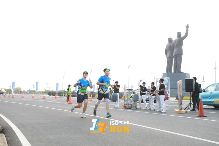 Race photo from ISOPlus Run 2024 Jakarta