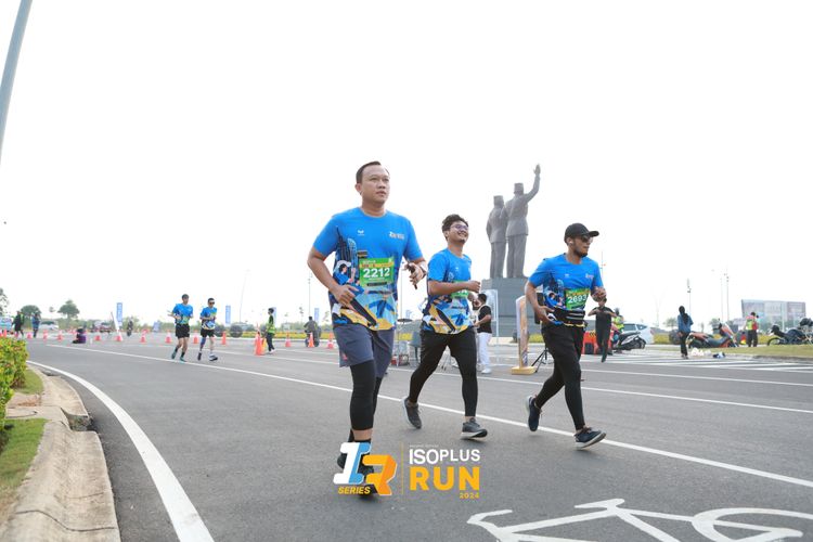 Race photo from ISOPlus Run 2024 Jakarta