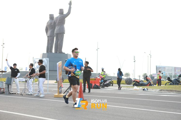 Race photo from ISOPlus Run 2024 Jakarta