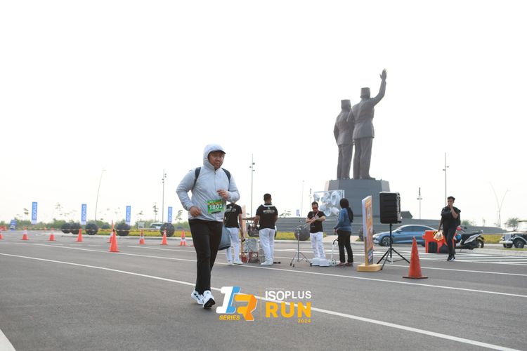 Race photo from ISOPlus Run 2024 Jakarta
