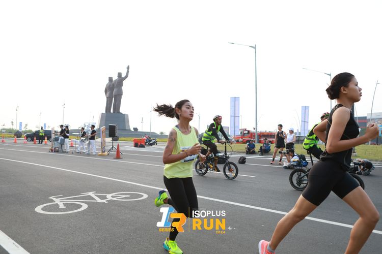 Race photo from ISOPlus Run 2024 Jakarta