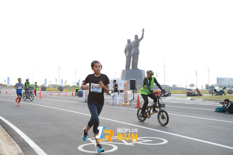 Race photo from ISOPlus Run 2024 Jakarta