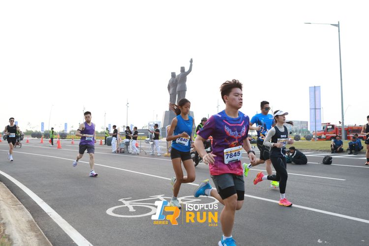 Race photo from ISOPlus Run 2024 Jakarta