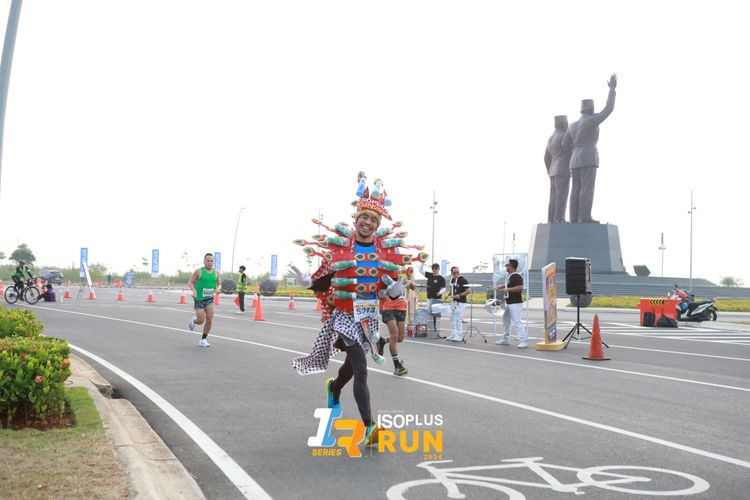 Race photo from ISOPlus Run 2024 Jakarta