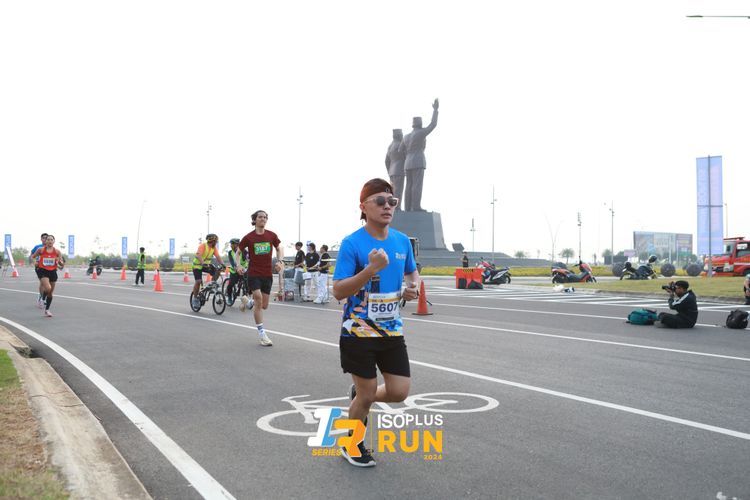 Race photo from ISOPlus Run 2024 Jakarta
