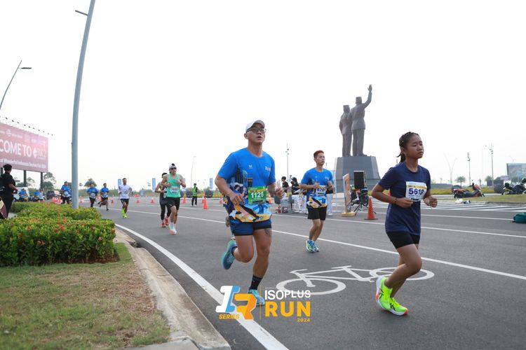 Race photo from ISOPlus Run 2024 Jakarta