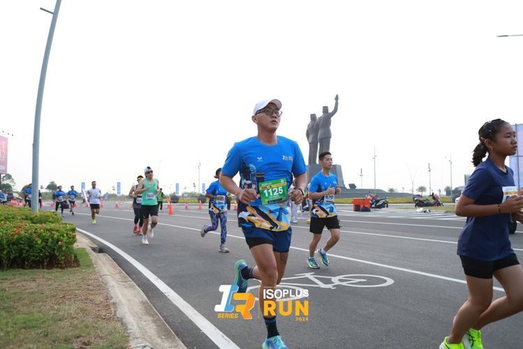 Race photo from ISOPlus Run 2024 Jakarta