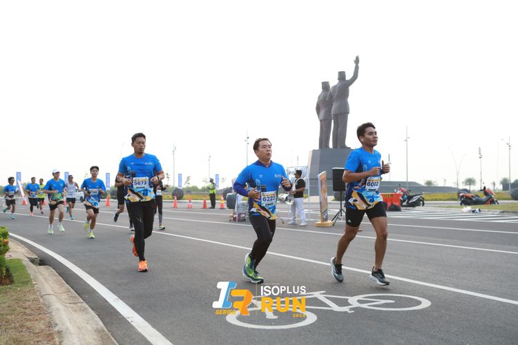 Race photo from ISOPlus Run 2024 Jakarta