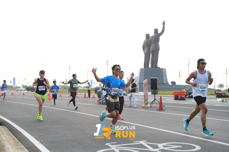 Race photo from ISOPlus Run 2024 Jakarta