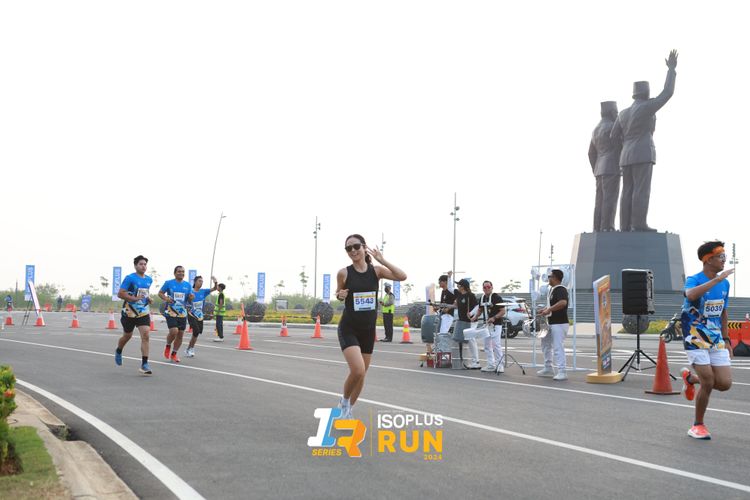 Race photo from ISOPlus Run 2024 Jakarta