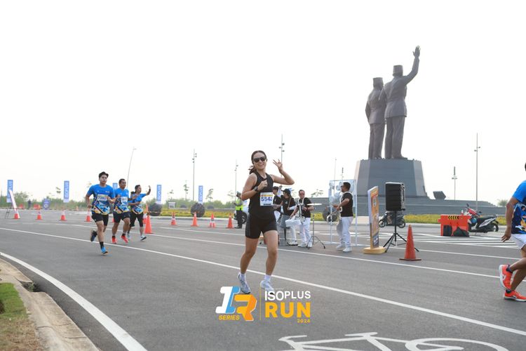 Race photo from ISOPlus Run 2024 Jakarta