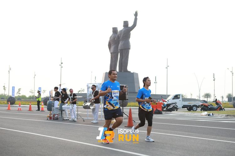 Race photo from ISOPlus Run 2024 Jakarta