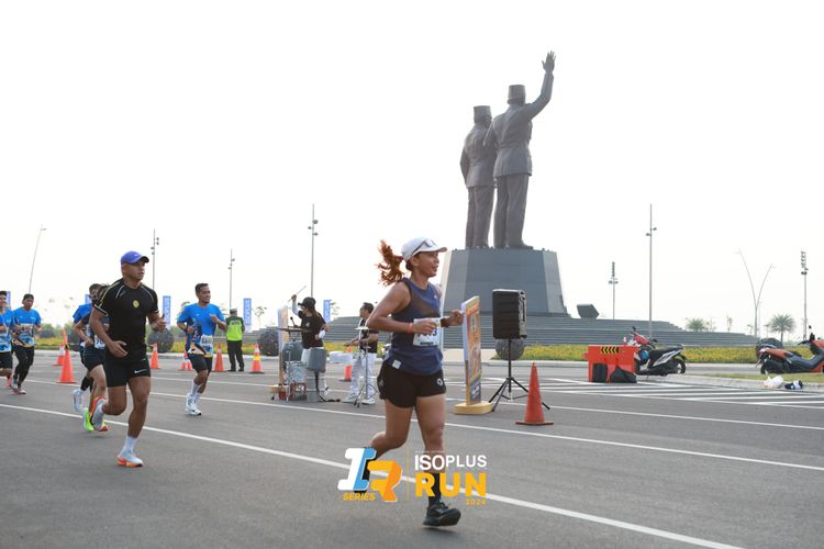 Race photo from ISOPlus Run 2024 Jakarta