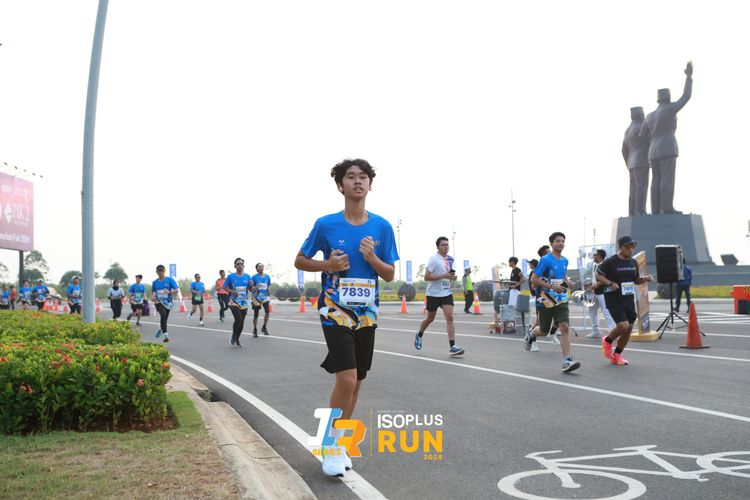 Race photo from ISOPlus Run 2024 Jakarta