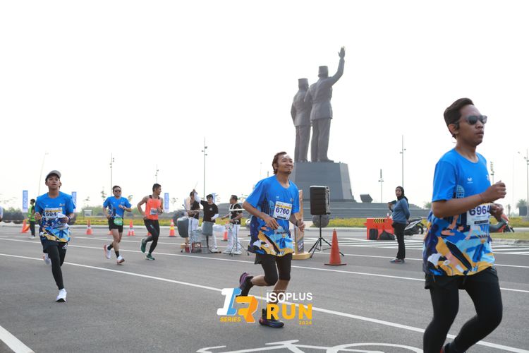 Race photo from ISOPlus Run 2024 Jakarta
