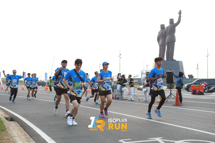 Race photo from ISOPlus Run 2024 Jakarta