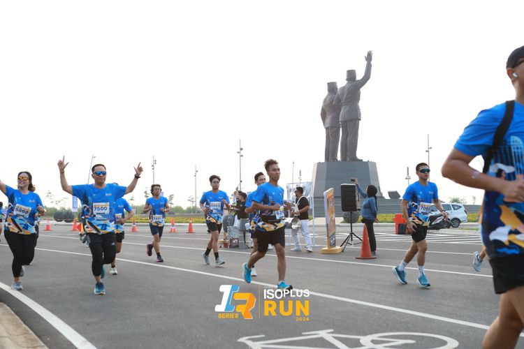 Race photo from ISOPlus Run 2024 Jakarta