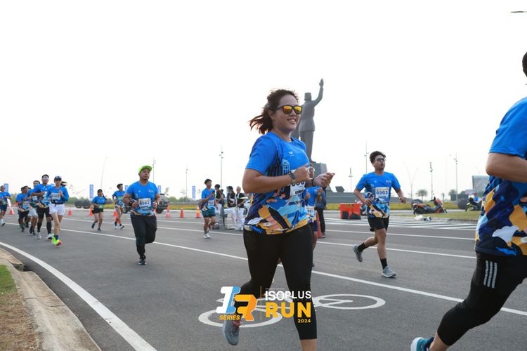 Race photo from ISOPlus Run 2024 Jakarta