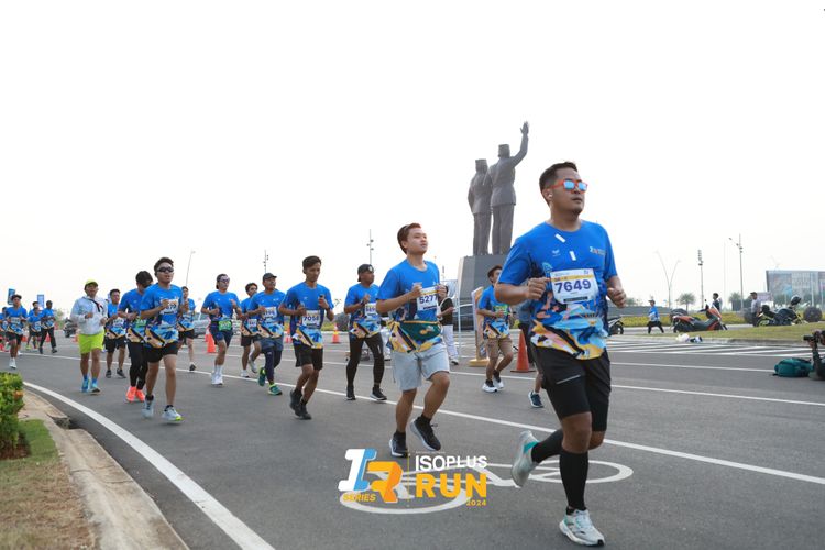 Race photo from ISOPlus Run 2024 Jakarta