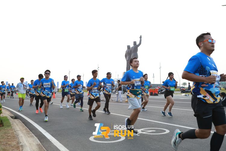 Race photo from ISOPlus Run 2024 Jakarta