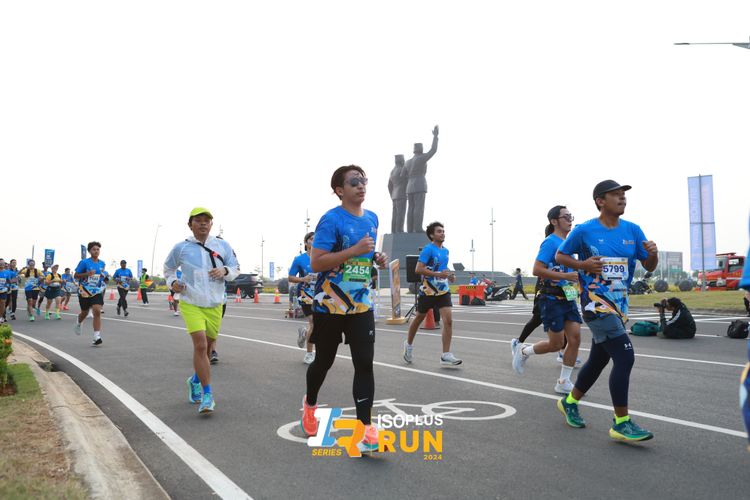 Race photo from ISOPlus Run 2024 Jakarta
