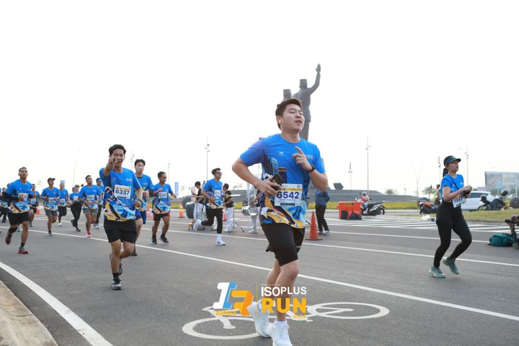 Race photo from ISOPlus Run 2024 Jakarta