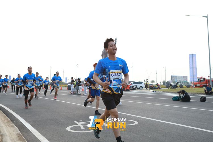 Race photo from ISOPlus Run 2024 Jakarta