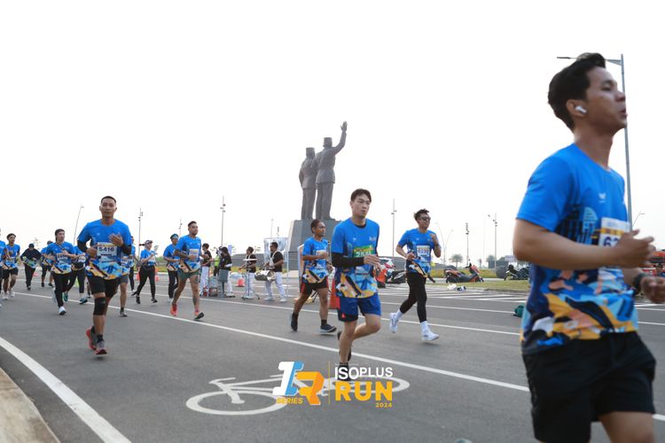 Race photo from ISOPlus Run 2024 Jakarta