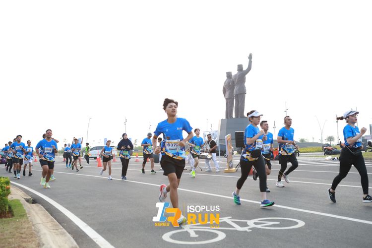 Race photo from ISOPlus Run 2024 Jakarta