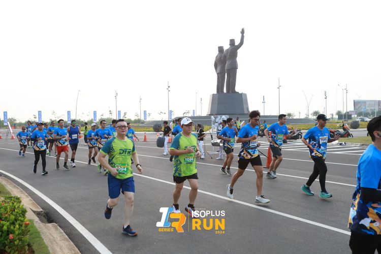 Race photo from ISOPlus Run 2024 Jakarta