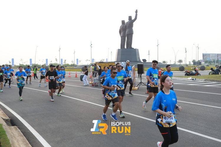 Race photo from ISOPlus Run 2024 Jakarta