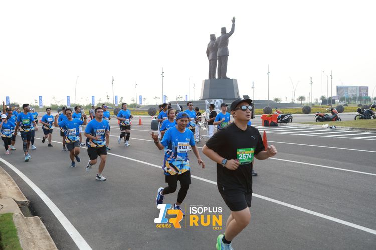 Race photo from ISOPlus Run 2024 Jakarta