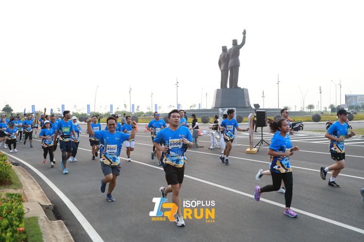 Race photo from ISOPlus Run 2024 Jakarta