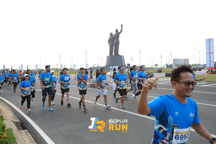 Race photo from ISOPlus Run 2024 Jakarta