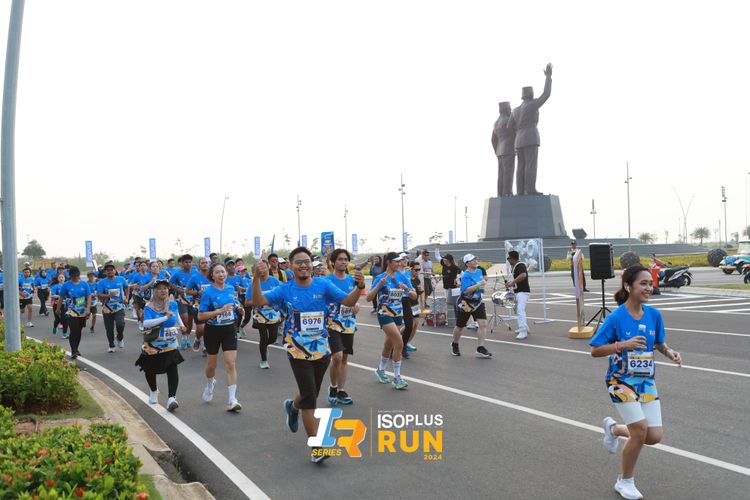 Race photo from ISOPlus Run 2024 Jakarta