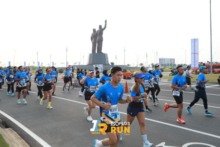 Race photo from ISOPlus Run 2024 Jakarta