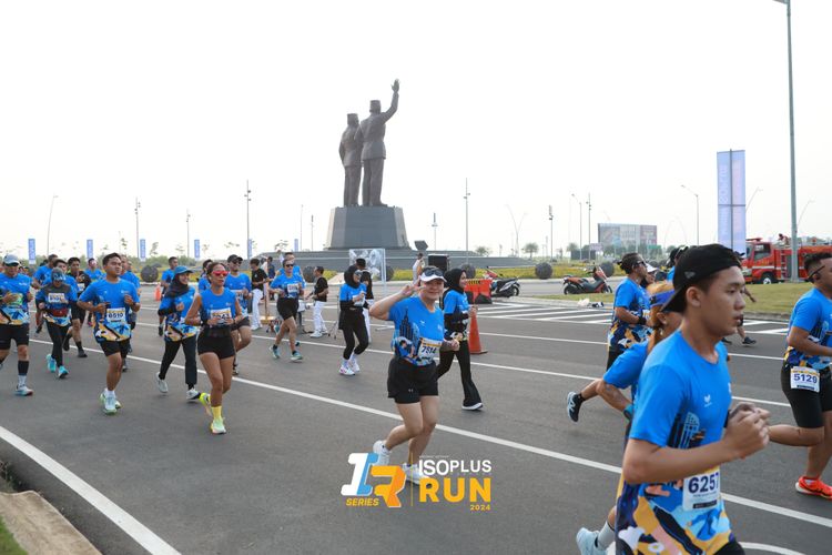 Race photo from ISOPlus Run 2024 Jakarta