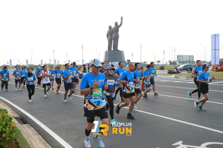 Race photo from ISOPlus Run 2024 Jakarta