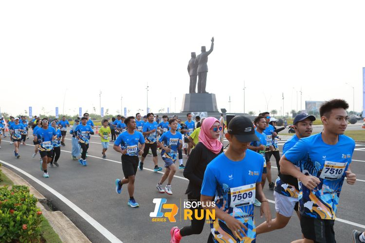 Race photo from ISOPlus Run 2024 Jakarta