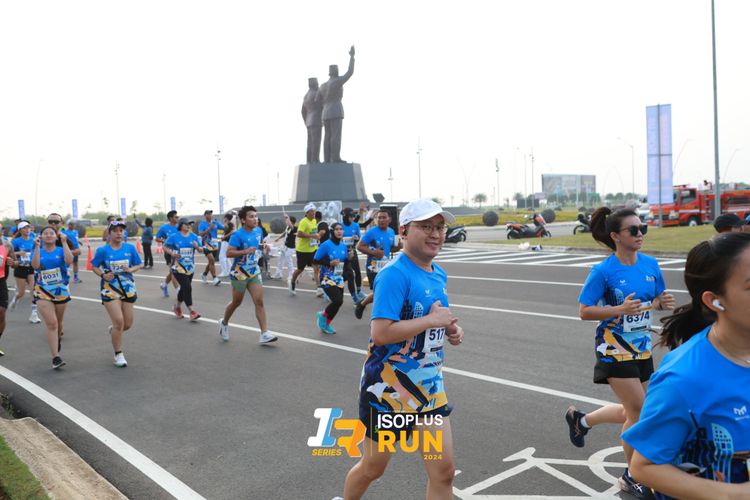 Race photo from ISOPlus Run 2024 Jakarta